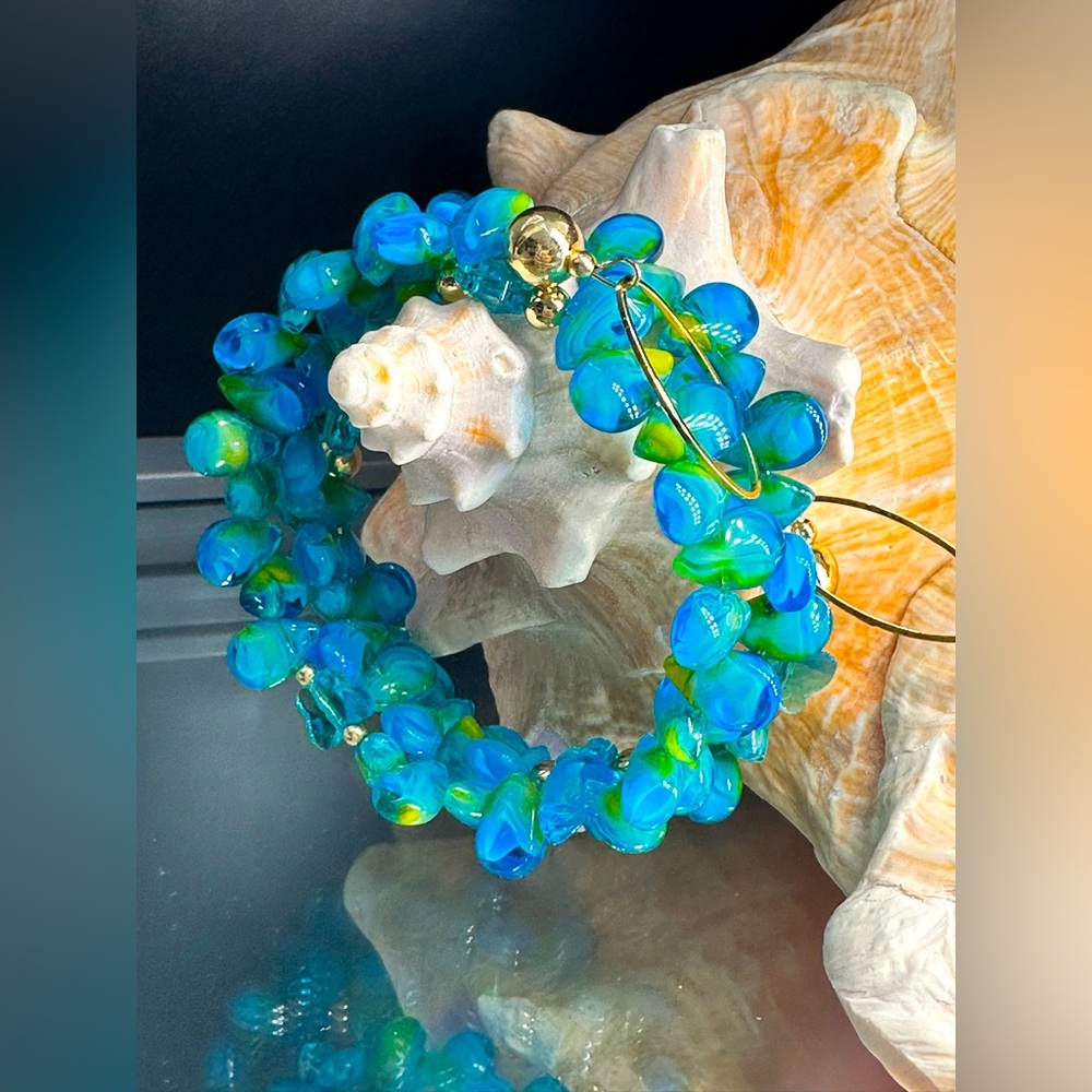 Elegant BLUE-YELLOW DROP CRYSTAL  Beaded Bracelet